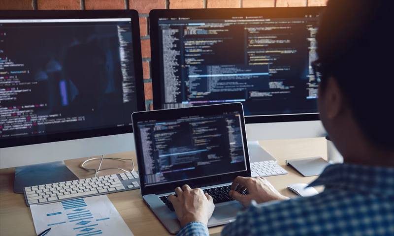 数据科学选型:R与Python如何赋能平陆县网站建设?